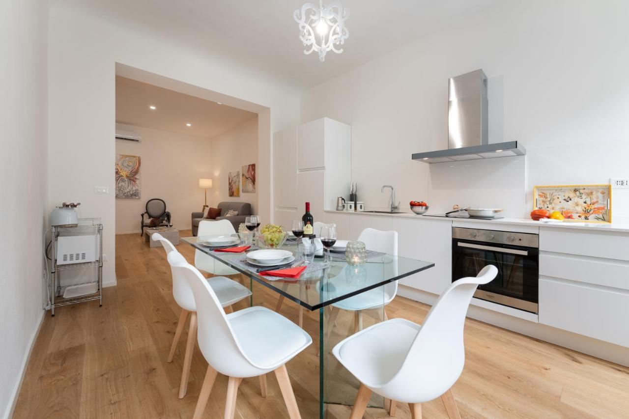 Accademia - Flo Apartments Firenze Bagian luar foto