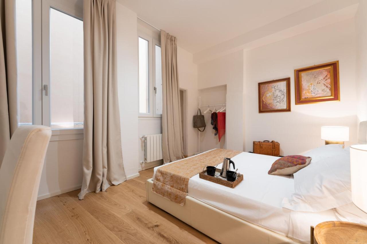 Accademia - Flo Apartments Firenze Bagian luar foto
