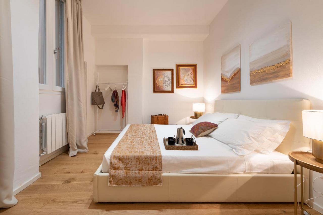 Accademia - Flo Apartments Firenze Bagian luar foto