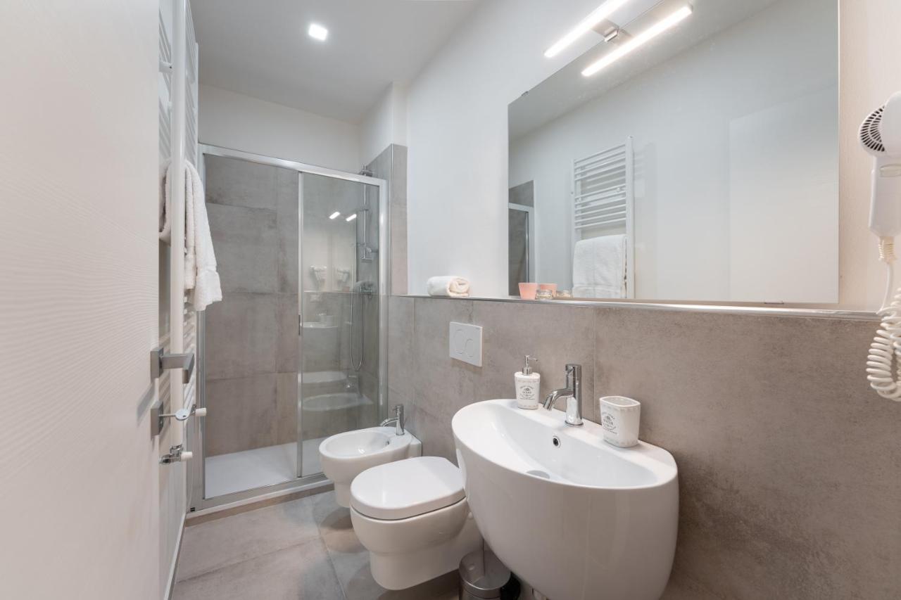 Accademia - Flo Apartments Firenze Bagian luar foto